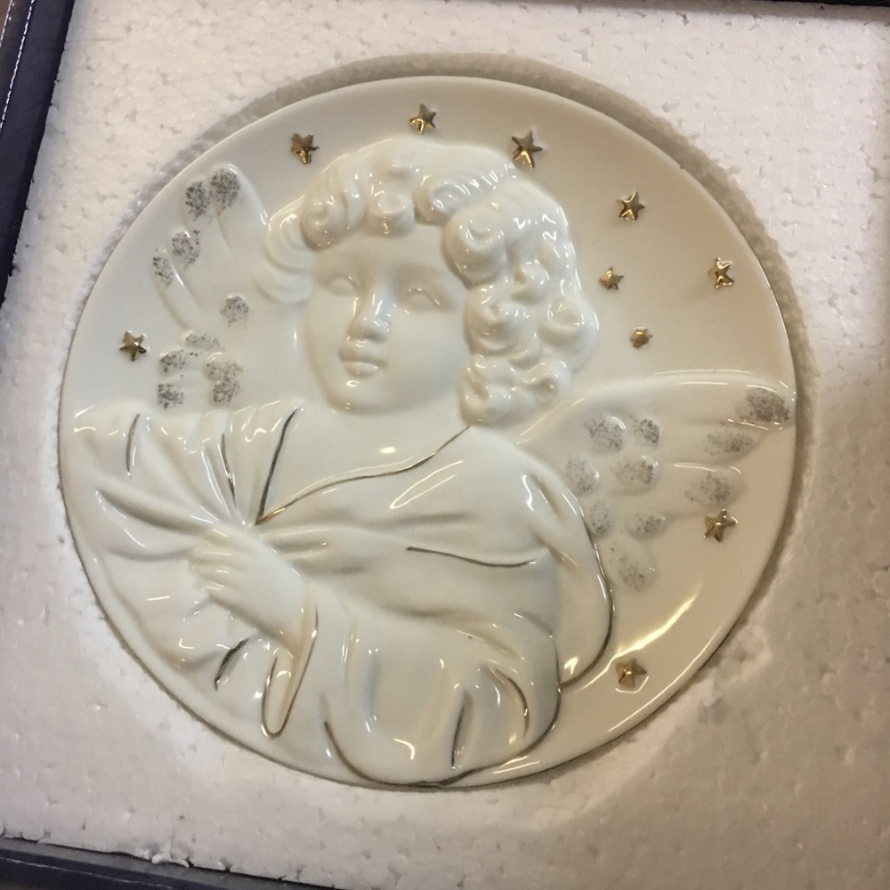 Porcelain plate